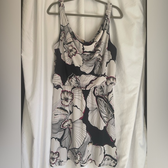 White House Black Market Dress NWOT - Picture 1 of 6